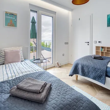 Hillside Holiday home Balatonalmadi